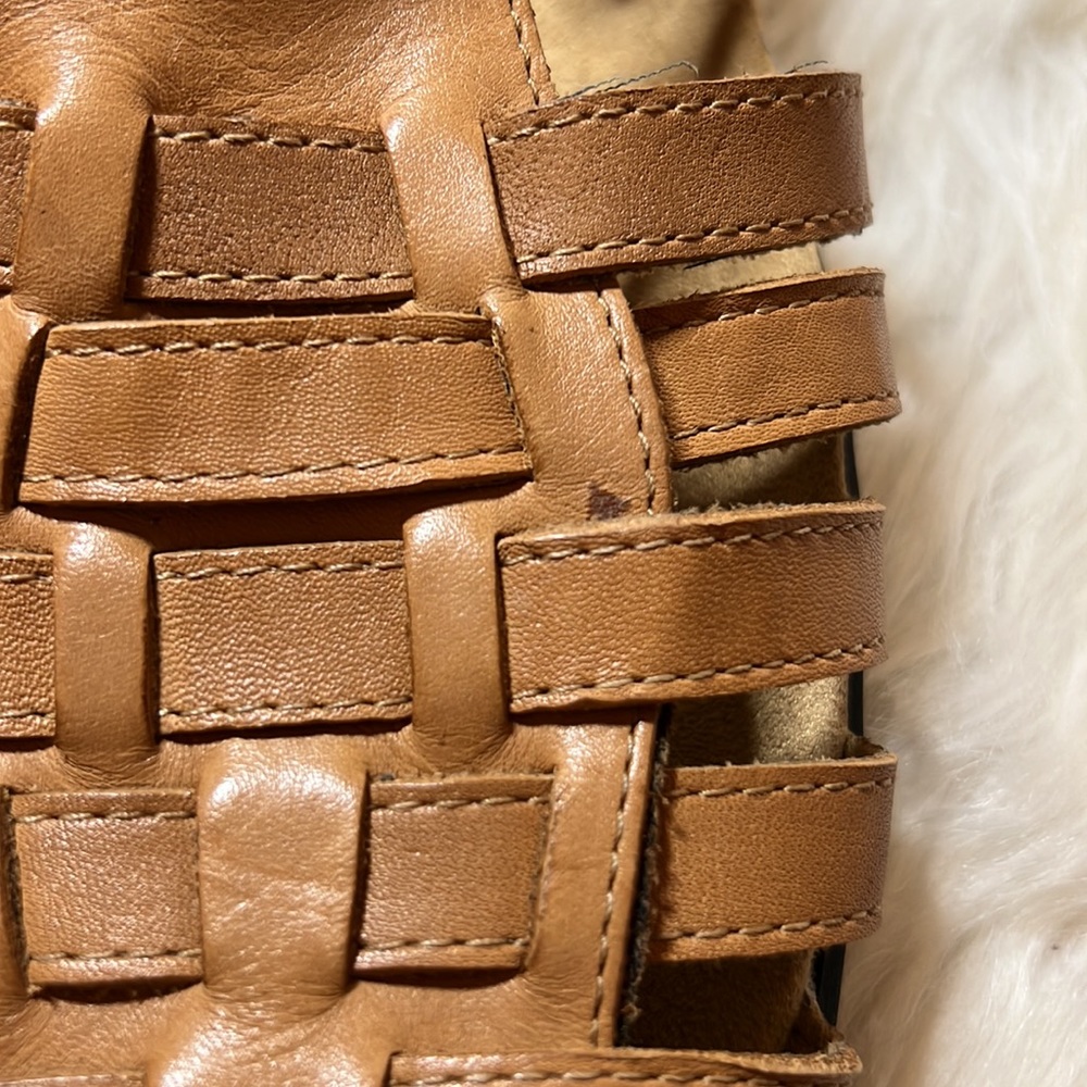 🎉HP🎉Array Leather Sandals - Picture 12 of 12